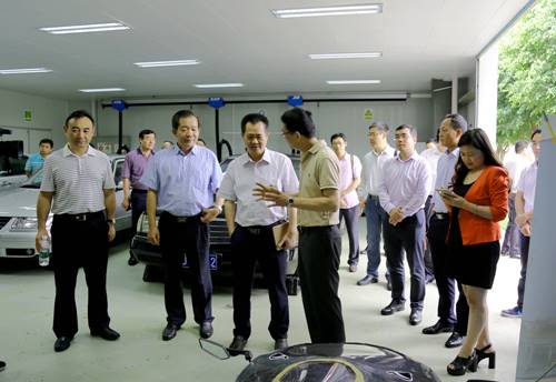 http://www.gpnu.edu.cn/__local/1/F1/E4/AE562887E9E60BCB95FBCD42686_6EEE1914_D0FF8.jpg